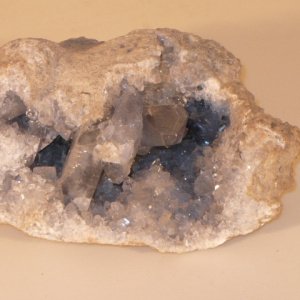 Grotte celestite - Célestite : poids 4 kilos