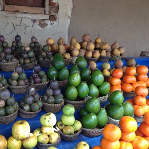 Étalage de légumes sur la route d'Antsirabe