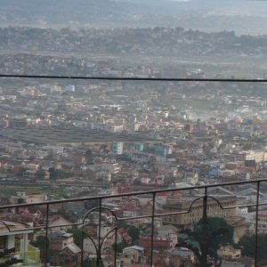 Antananarivo - Vue de tana sur une ,des nombreuses collines